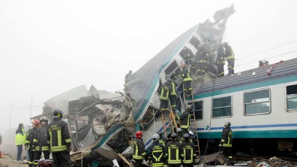 7 gennaio 2005: 16 anni fa… Il disastro ferroviario della Bolognina di Crevalcore&nbsp;(Bo)